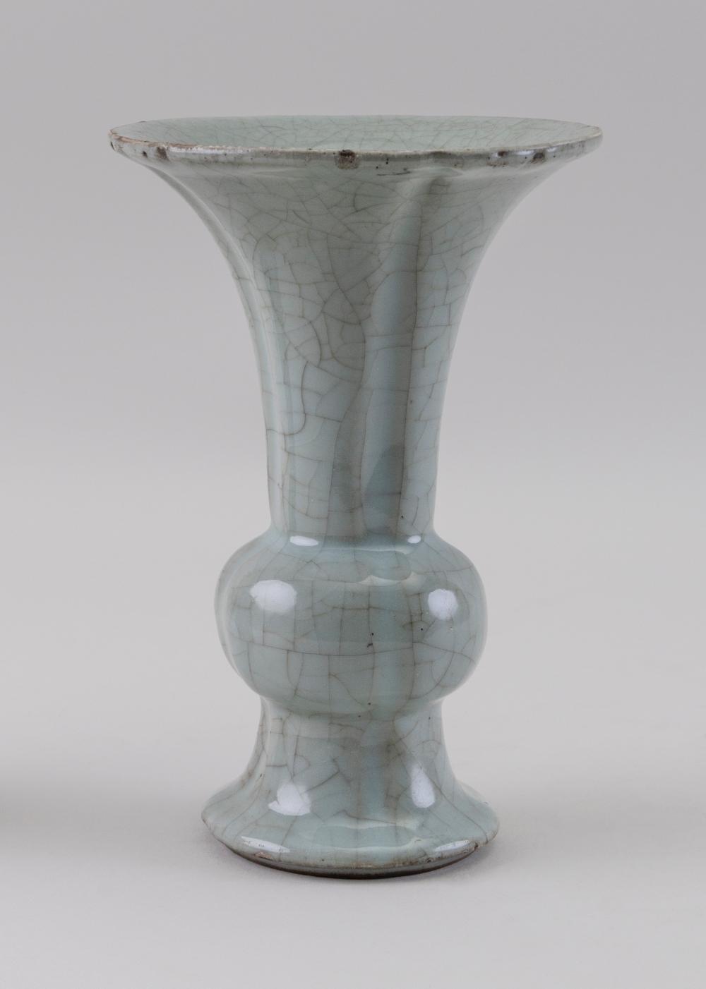 CHINESE GUAN WARE CELADON CRACKLE