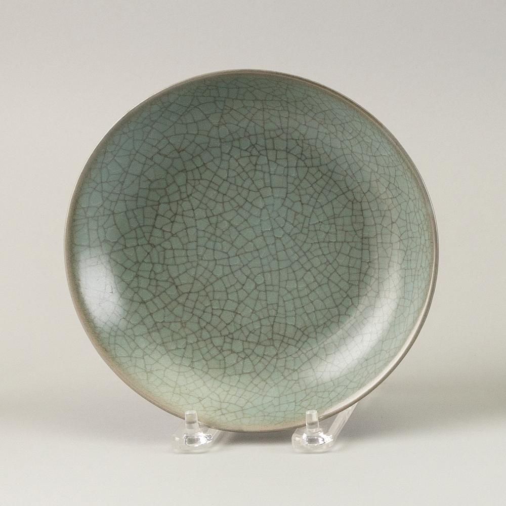 CHINESE GUAN WARE CELADON PORCELAIN
