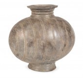 CHINESE HAN-STYLE POTTERY "COC