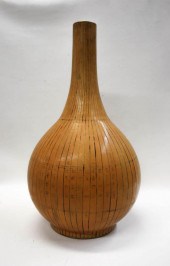 CHINESE HAND ENAMELED PORCELAI