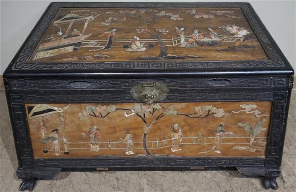 CHINESE HARDSTONE MOUNTED CARVED