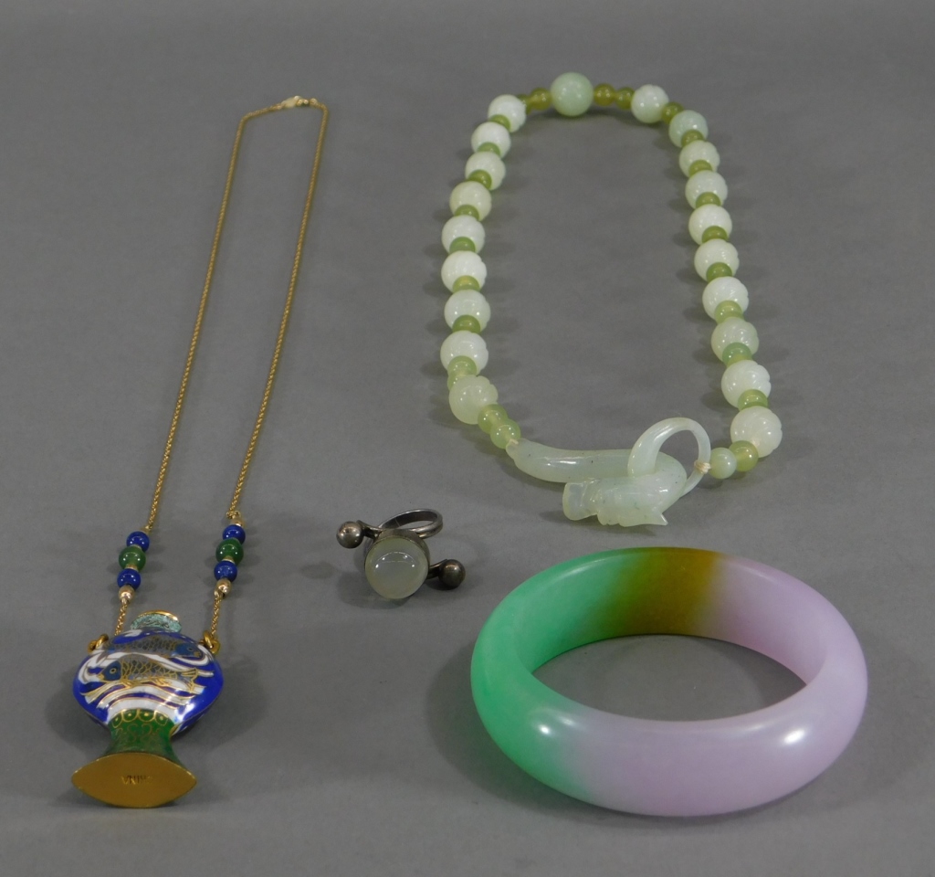 CHINESE HARDSTONE NECKLACE BRACELET