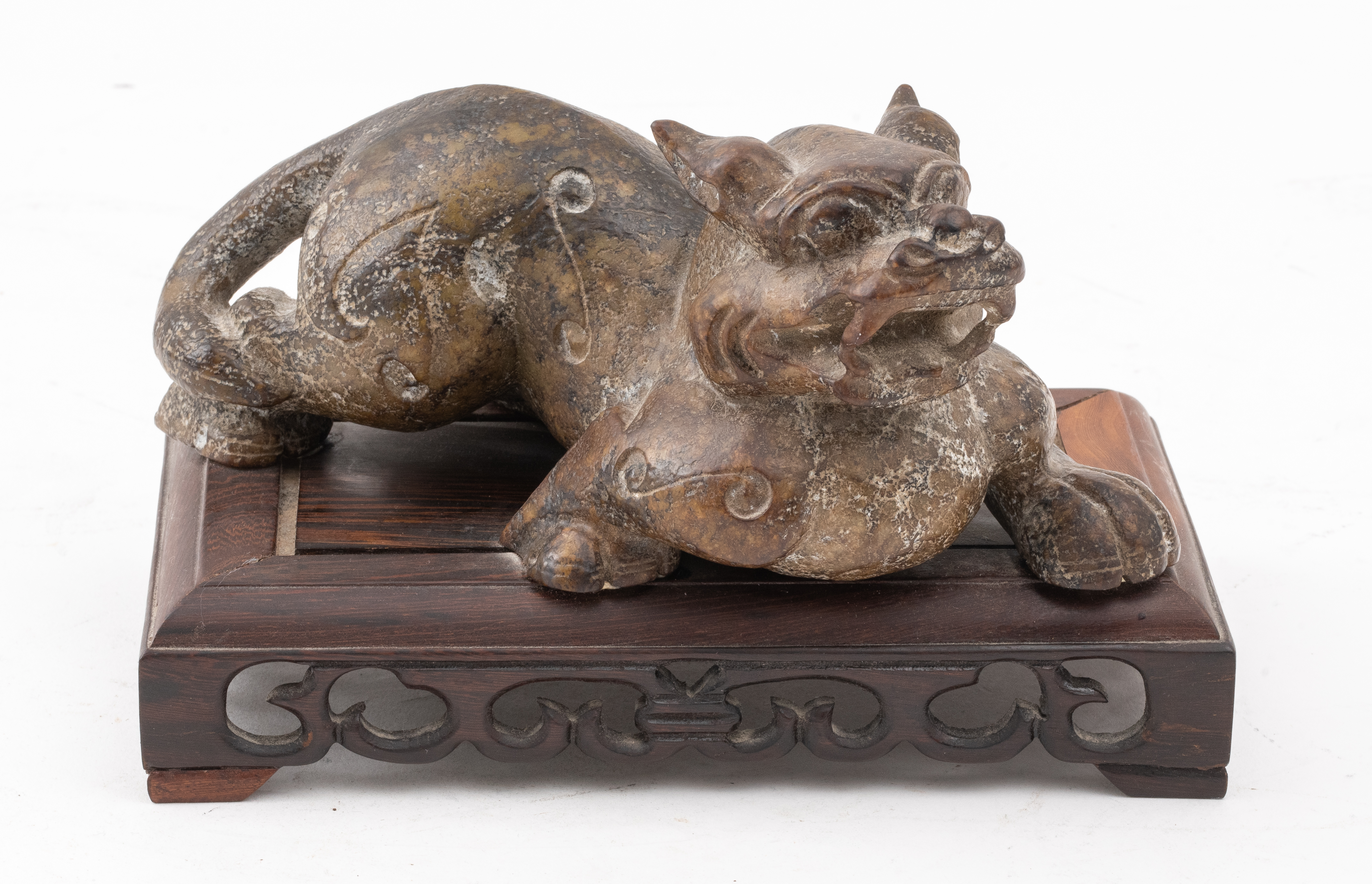 CHINESE HARDSTONE SCULPTURE OF A