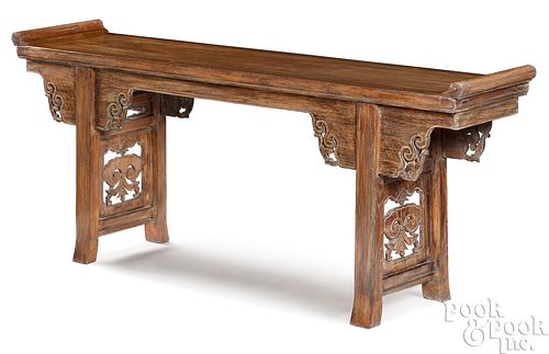 CHINESE HARDWOOD ALTAR TABLEChinese