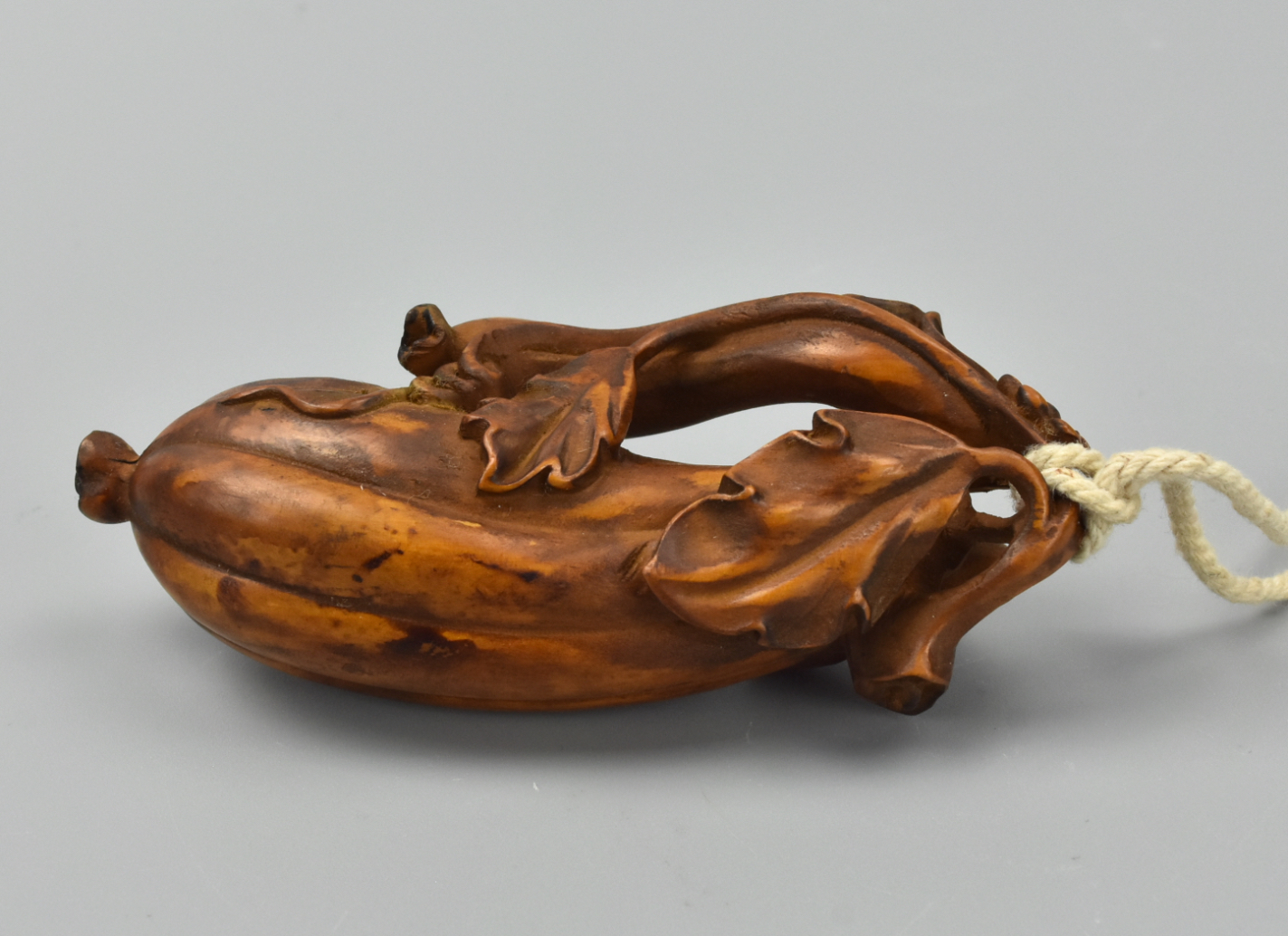 CHINESE HUALI WOOD PENDANT