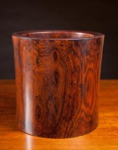 CHINESE HUANGHUALI BRUSH POT.