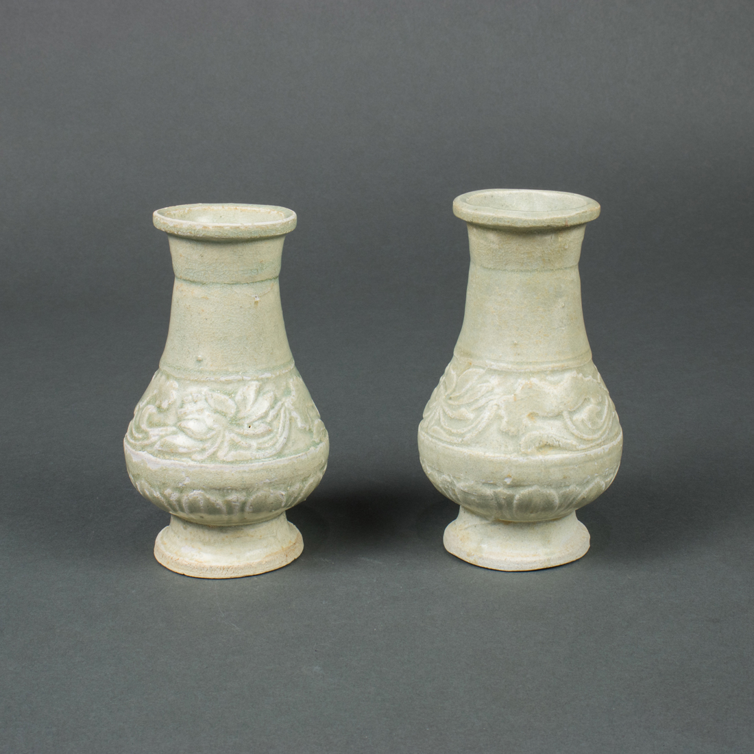 CHINESE HUTIAN GLAZED AND MOLDED