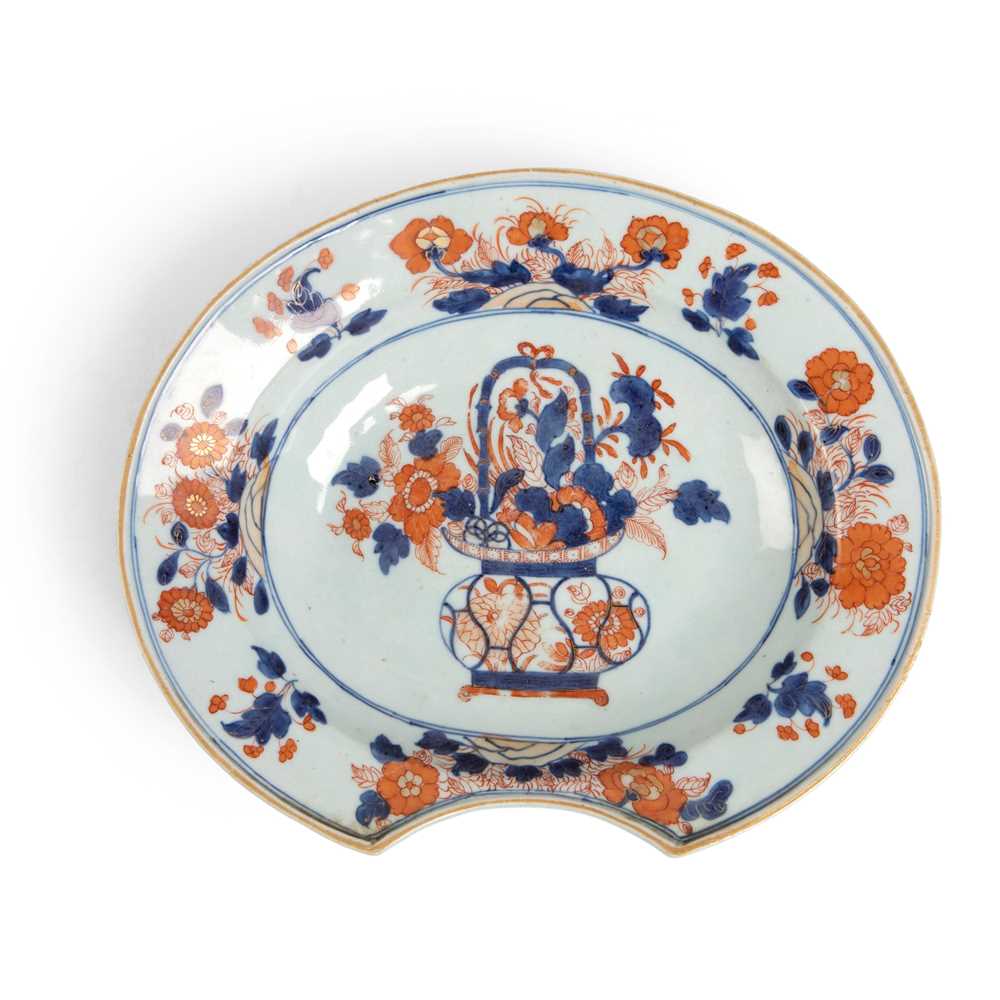 CHINESE IMARI BARBER'S BOWL QING