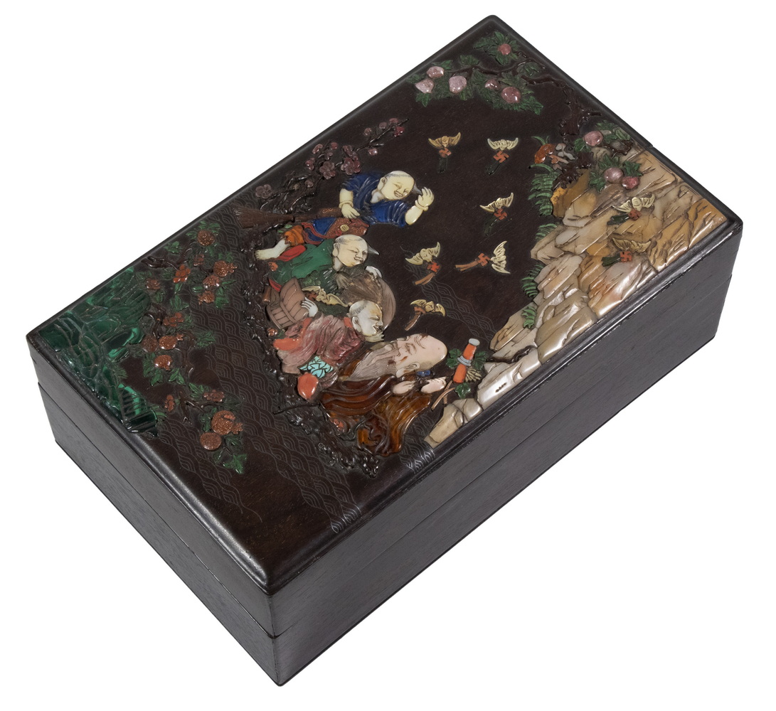 CHINESE INLAID HUANGHUALI BOX