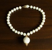 CHINESE JADE AND FOURTEEN KARA