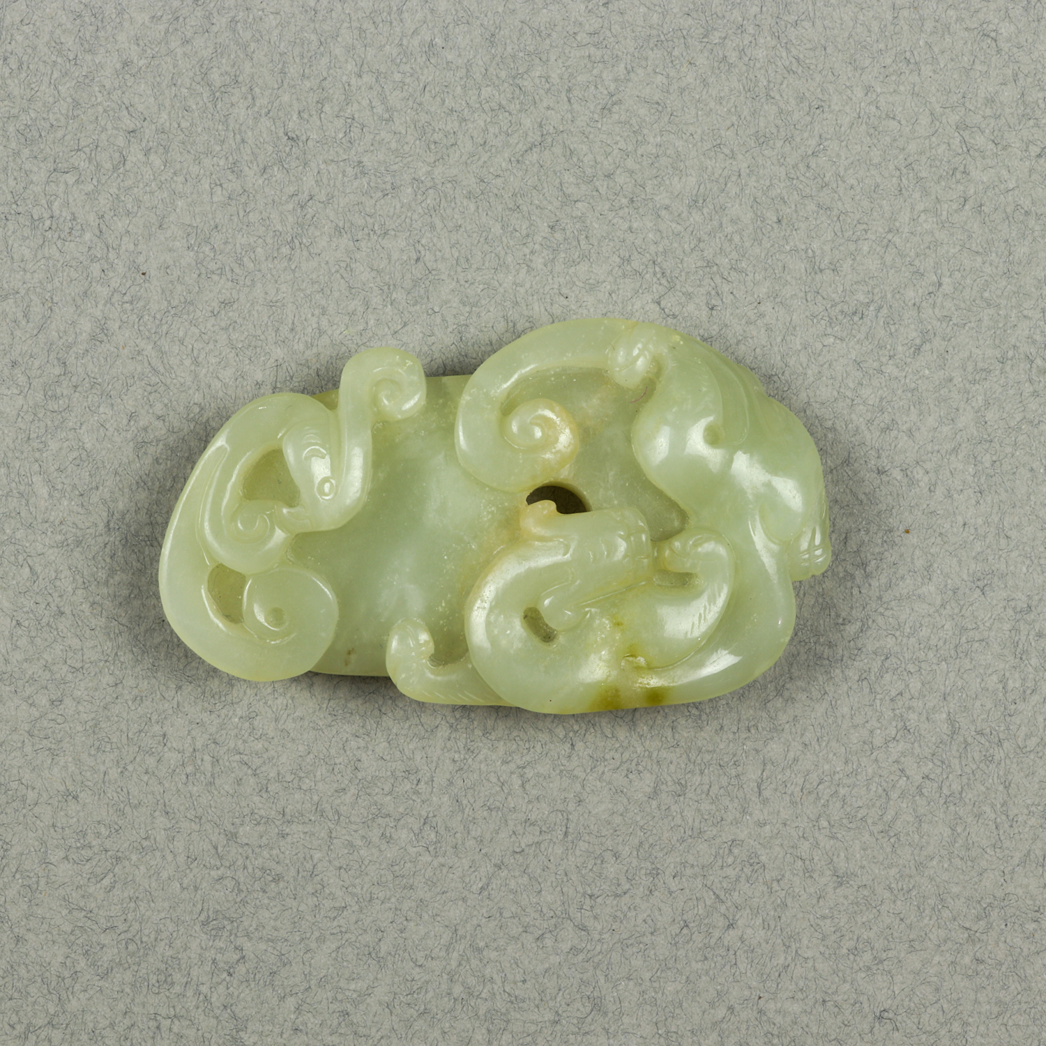 CHINESE JADE CARVING OF A PAIR OF