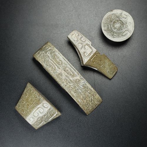 CHINESE JADE SWORD SET3.8X1.7cm
