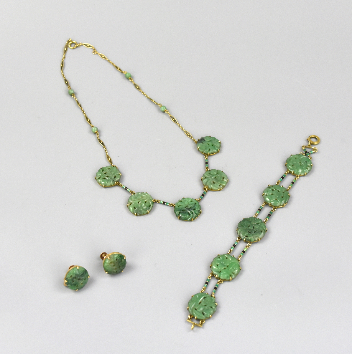 CHINESE JADEITE SET :NECKLACE