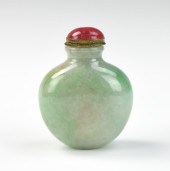 CHINESE JADEITE SNUFF BOTTLE,