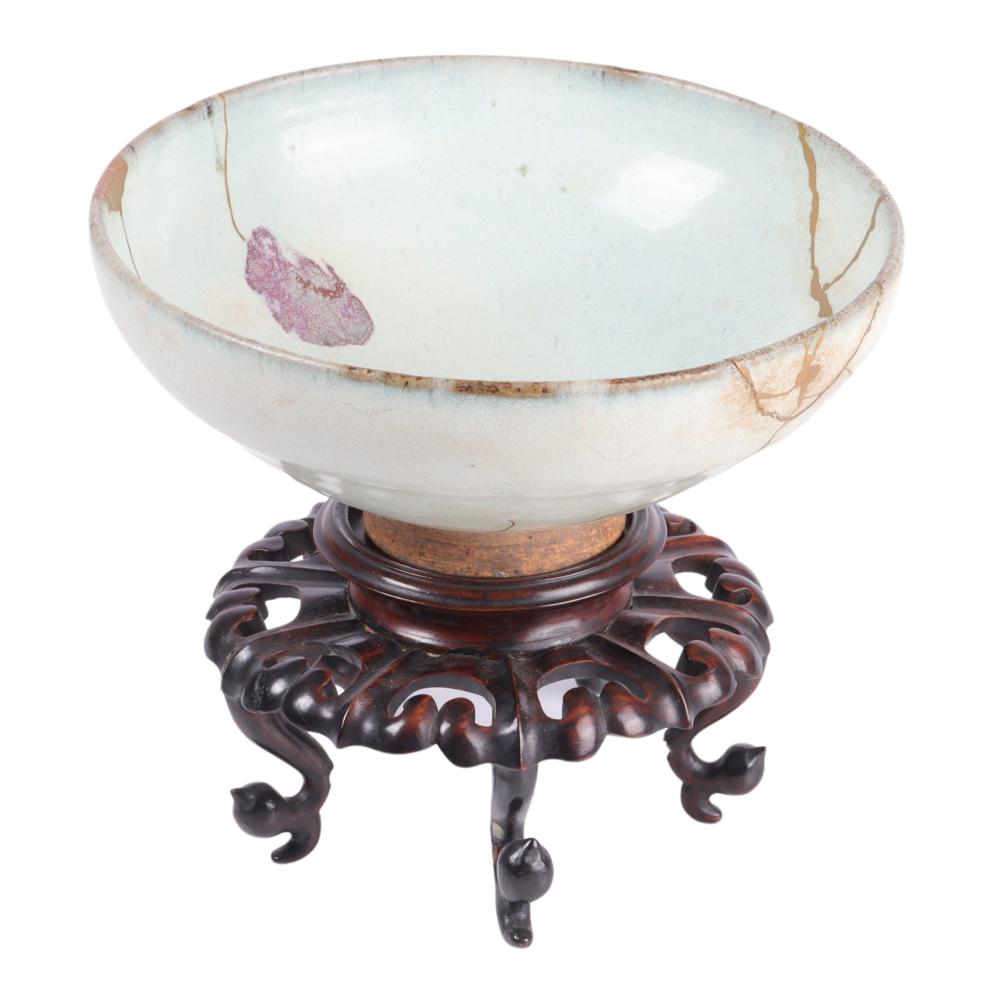 CHINESE JUN YAO EARTHENWARE BOWL ON