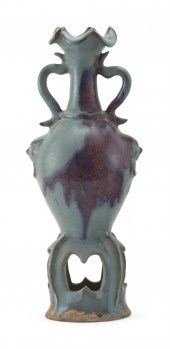 CHINESE JUNYAO STONEWARE VASE