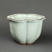 CHINESE JUNYAO TYPE GLAZED PLA