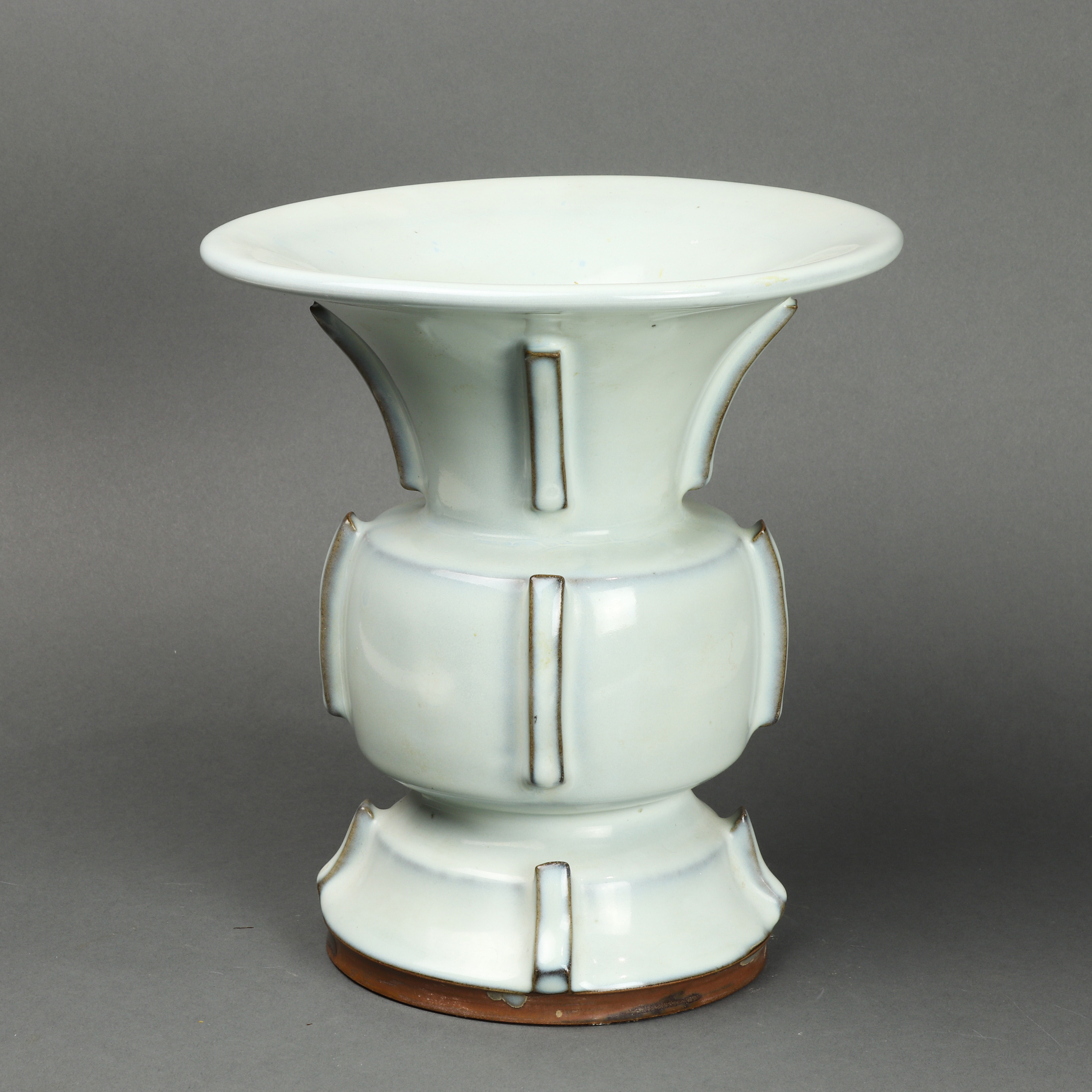 CHINESE JUNYAO TYPE GLAZED VASE