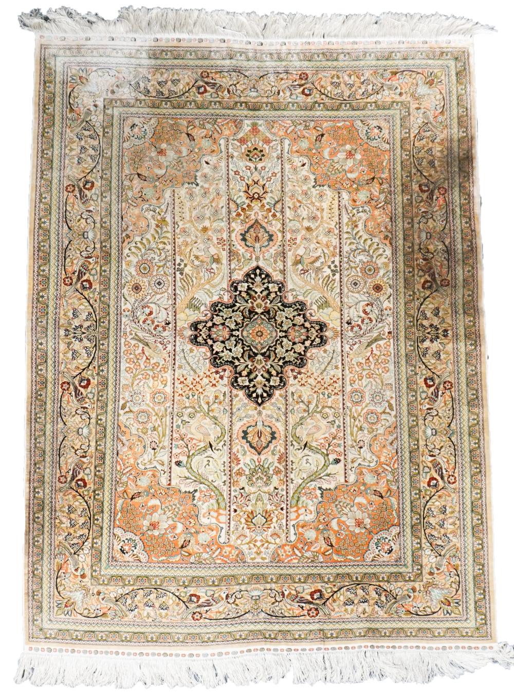 CHINESE 'KESHAN' SILK RUG, MID-20TH
