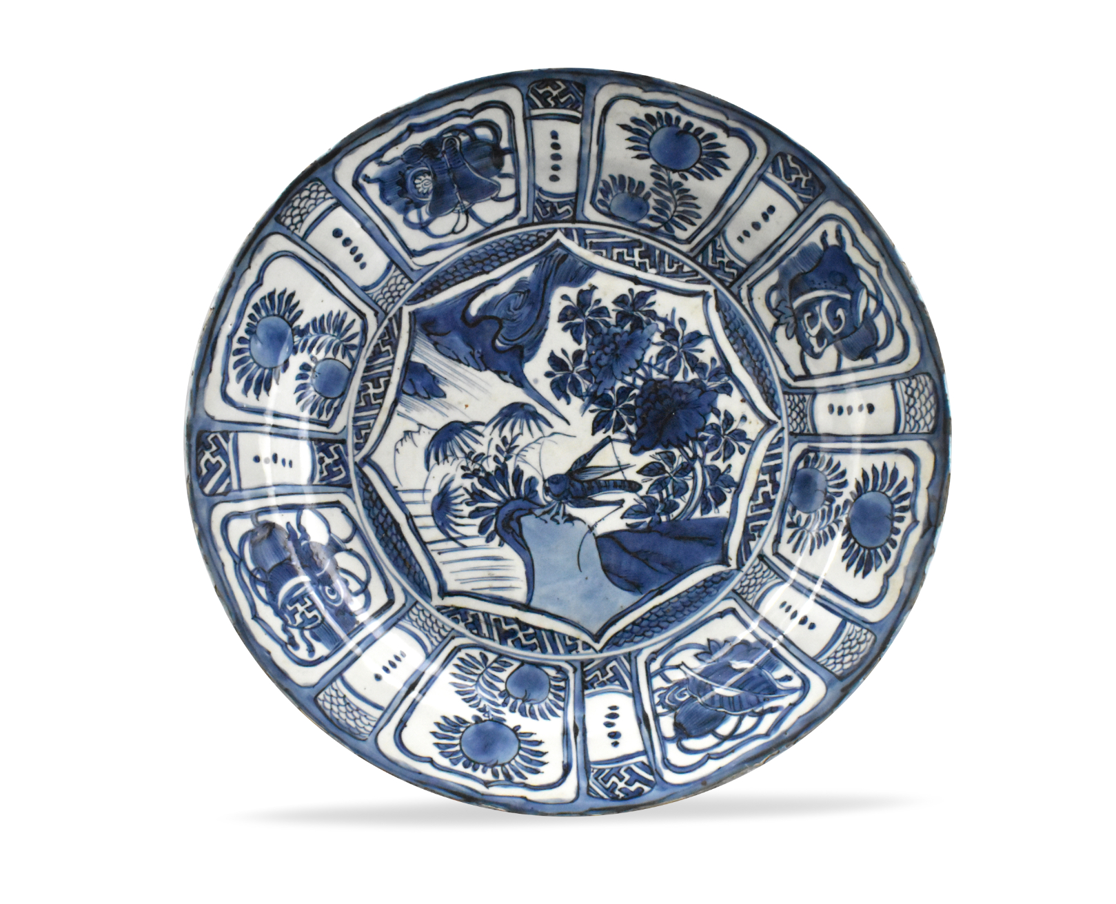 CHINESE KRAAK BLUE & WHITE PLATE W/