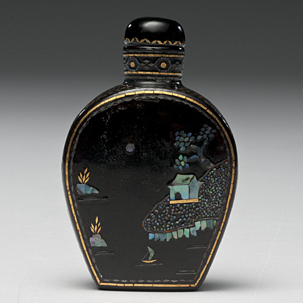 Chinese Lac burgauté Snuff Bottle