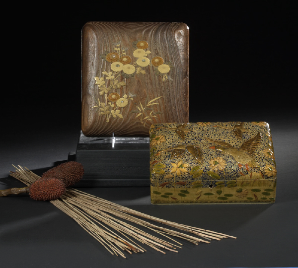 Chinese Lacquer-Decorated Jewel