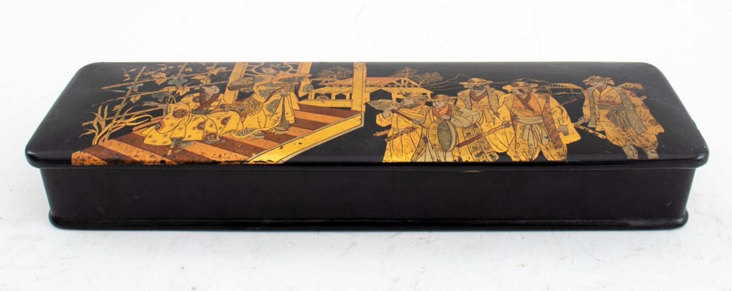 CHINESE LACQUERED GLOVE BOX, 19TH