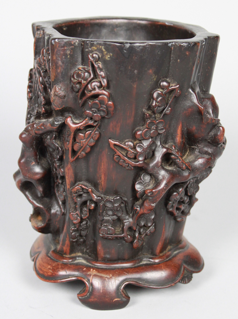 CHINESE LACQUERED WOOD TRUNK FORM