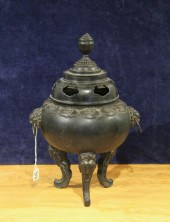 CHINESE LIDDED BRONZE CENSER O