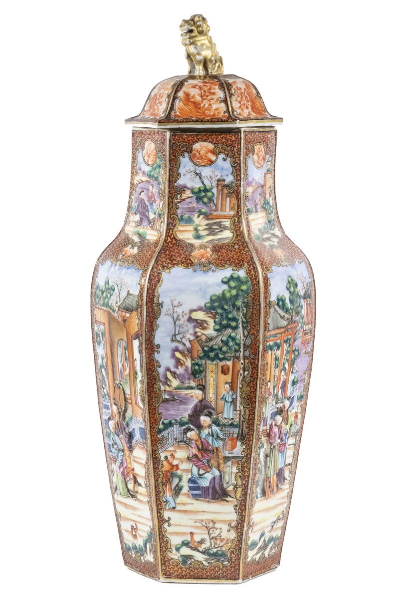 CHINESE LIDDED URN Porcelain Lidded
