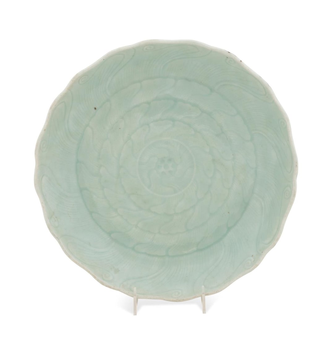CHINESE LIGHT GREEN CELADON LOTUS