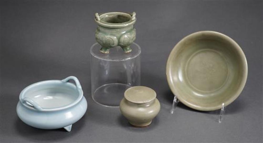 CHINESE LONGQUAN CELADON SHALLOW
