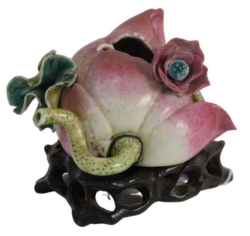 CHINESE LOTUS FLOWER BUD POT,