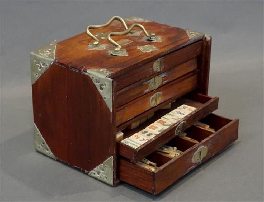 CHINESE MAH JONGG SET