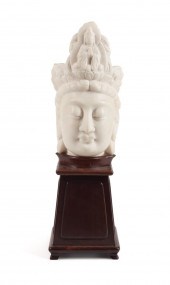 CHINESE MARBLE BUST OF QUAN YI