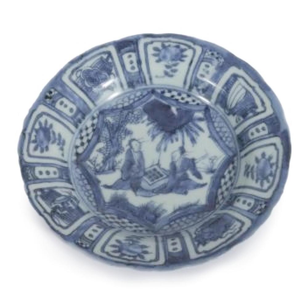 CHINESE MING DYNASTY KRAAK WARE?