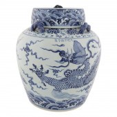 CHINESE MING STYLE BLUE & WHIT
