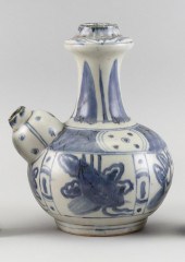 CHINESE MING-STYLE BLUE AND WH