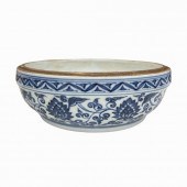 CHINESE MING XUANDE BLUE & WHI