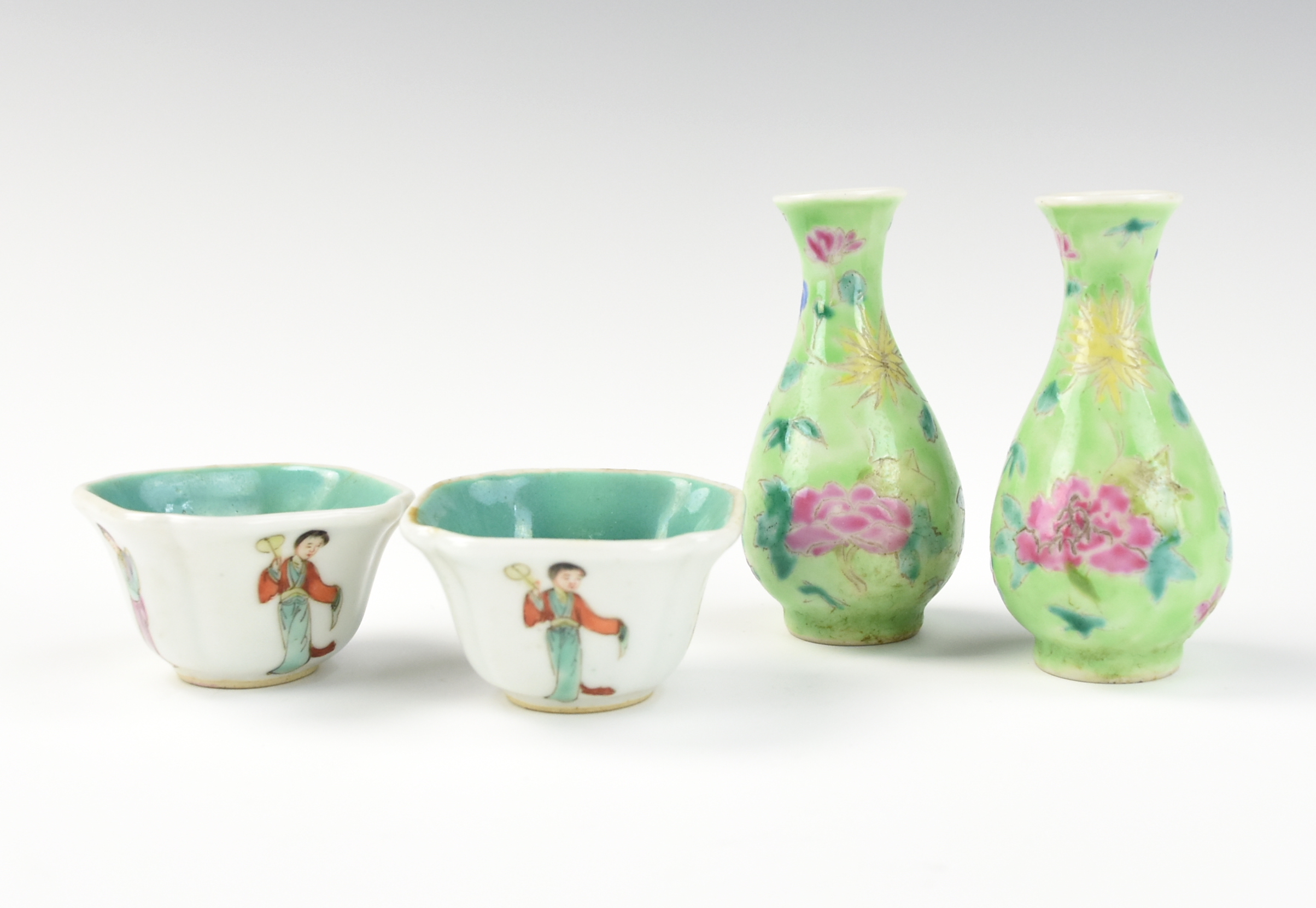 CHINESE MINI FAMILLE ROSE VASES & 2
