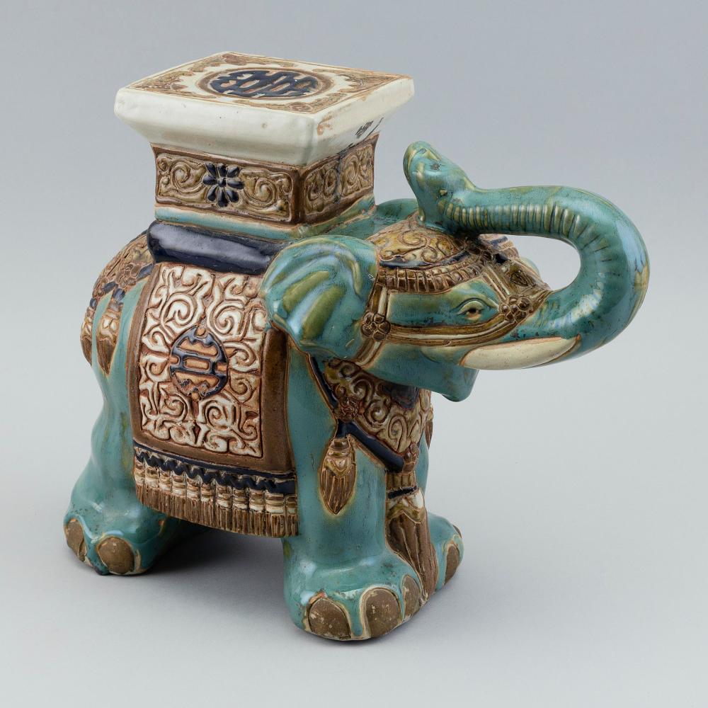 CHINESE MINIATURE POTTERY