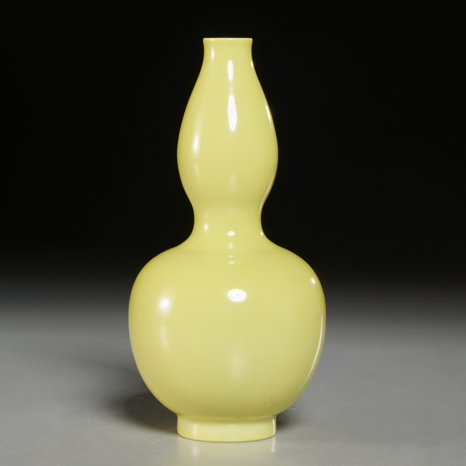 CHINESE MONOCHROME YELLOW DOUBLE