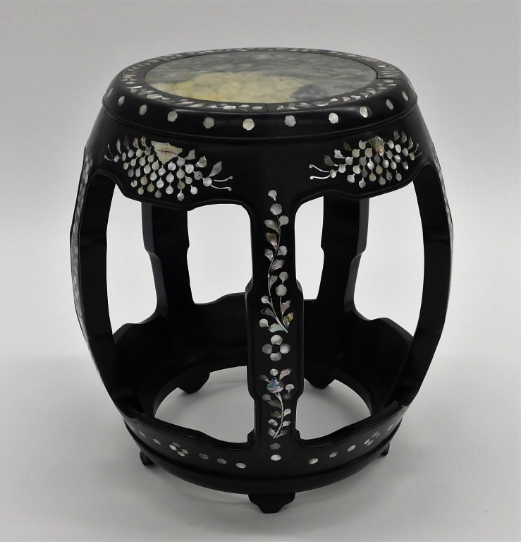CHINESE MOP INLAID MARBLE TOP END
