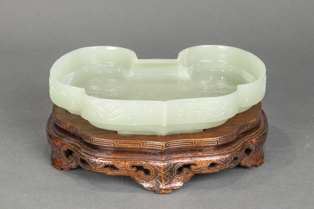 CHINESE MUGHAL STYLE CELADON JADE