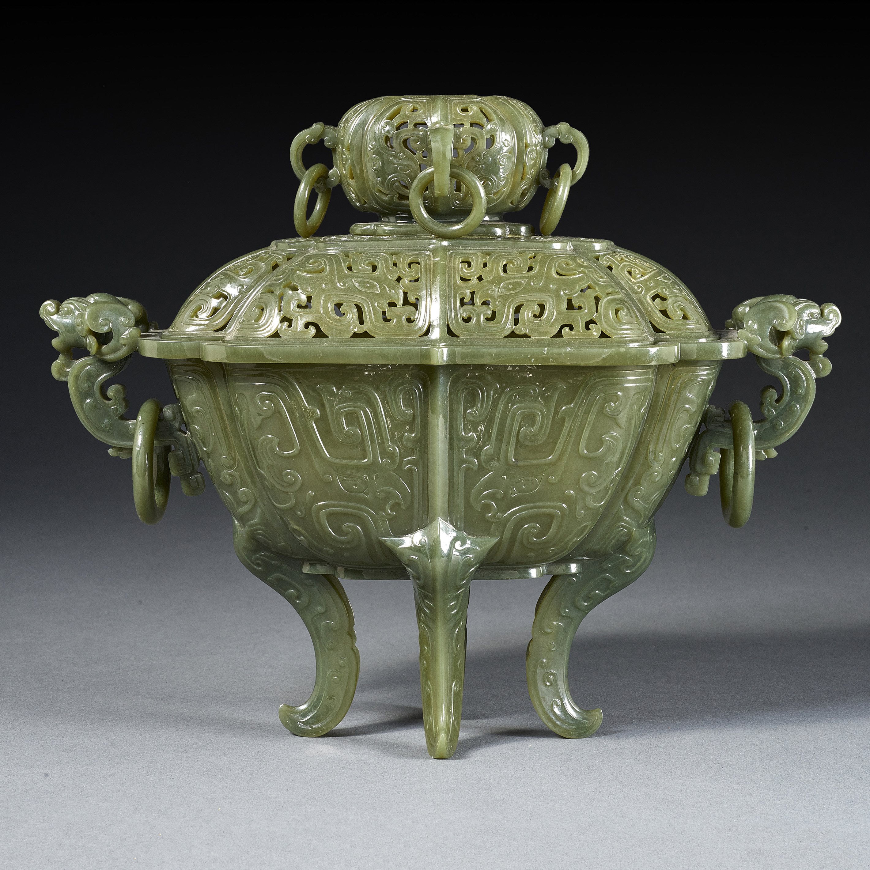 CHINESE MUGHAL STYLE SPINACH JADE
