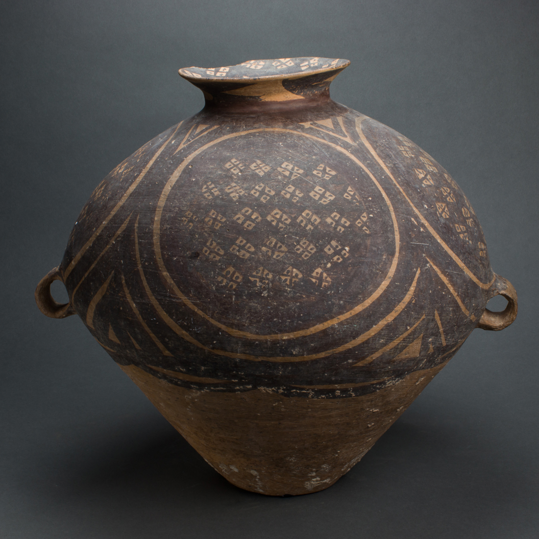 CHINESE NEOLITHIC PAINTED POTTERY