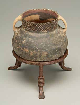 Chinese neolithic pottery jar,