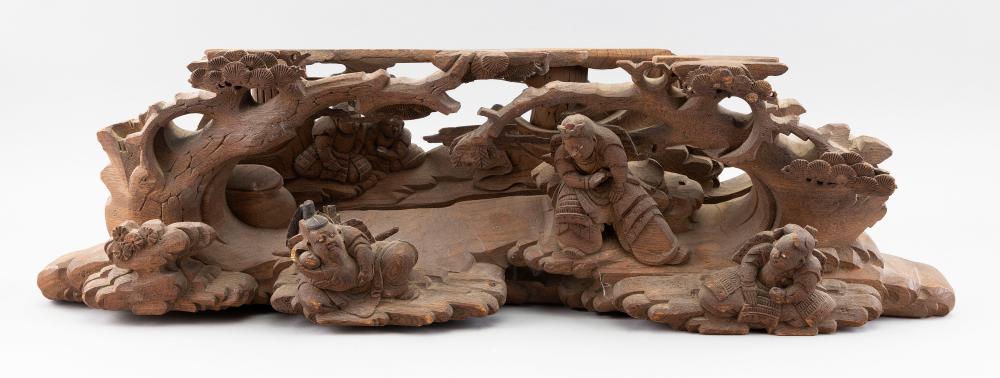 CHINESE OPEN-CARVED WOOD ALTAR