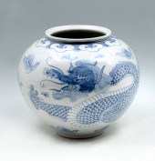 CHINESE OVOID BLUE & WHITE DRA