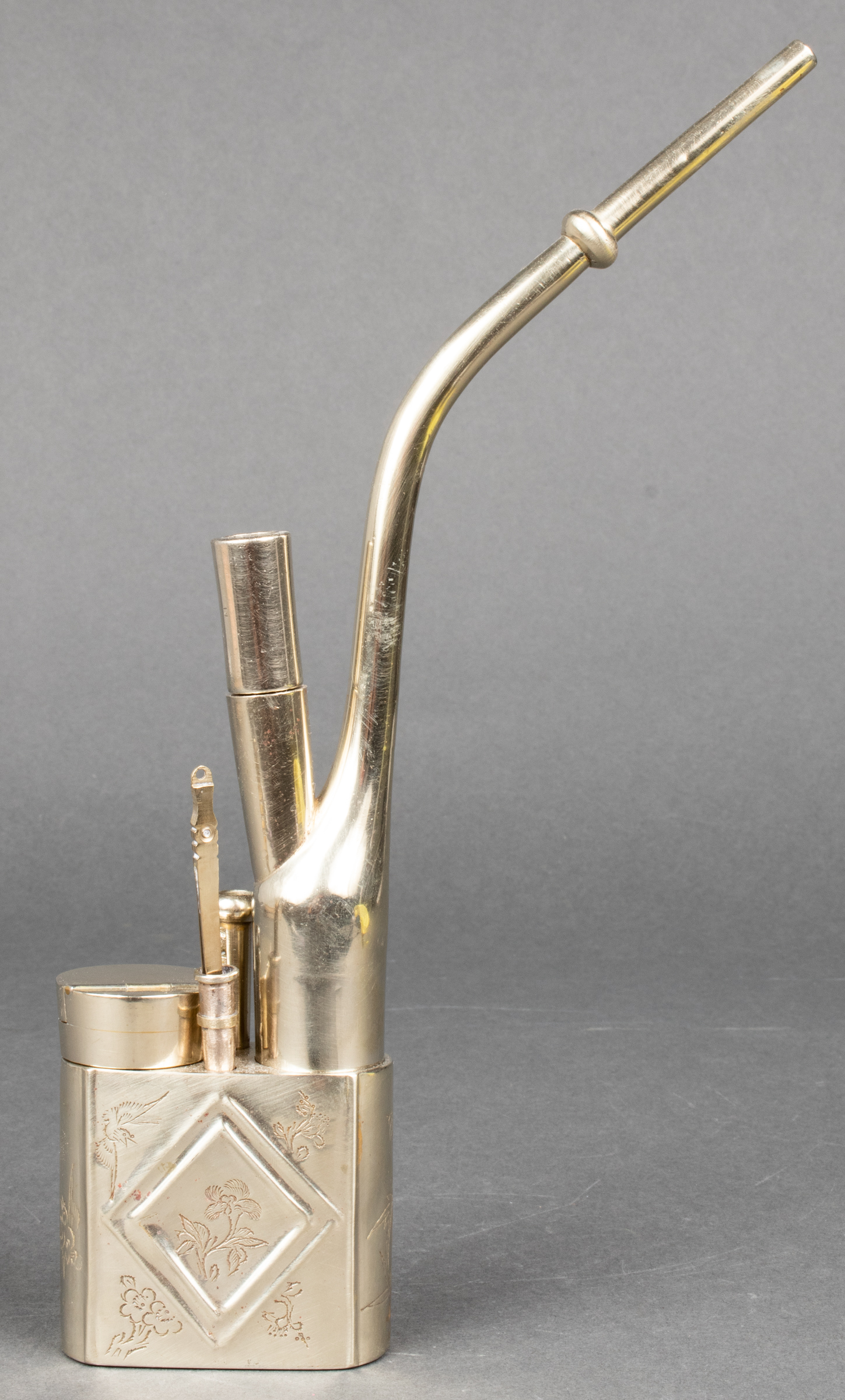 CHINESE PAKTONG ENGRAVED WATER PIPE
